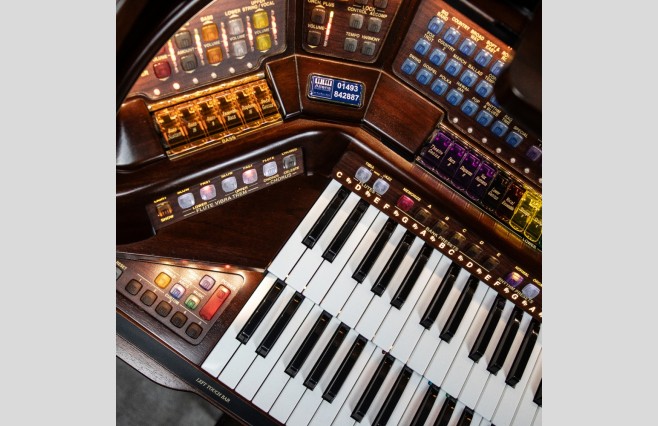 Used Lowrey Prestige Plus Organ All Inclusive Top Grade Package (SN:913-040811) - Image 8